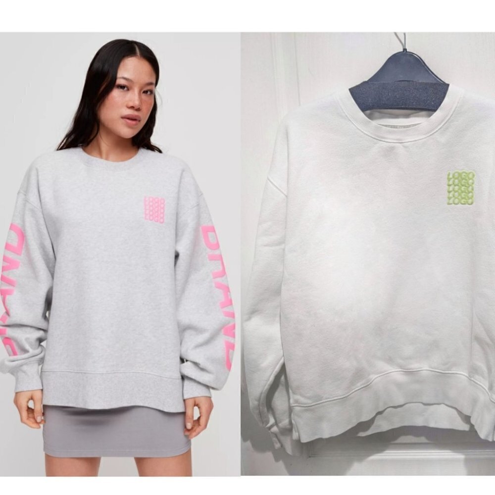 ARITZIA Tna | The Oversized Crew in White/Green